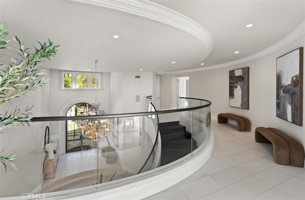 22 Pelican Crest Drive