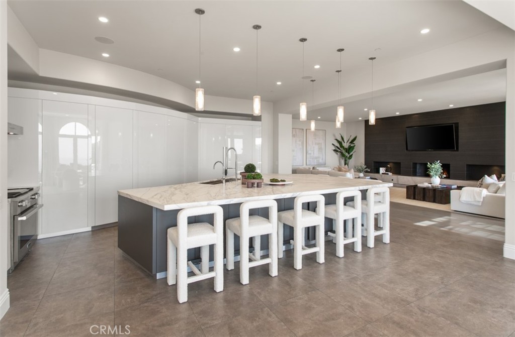 22 Pelican Crest Drive