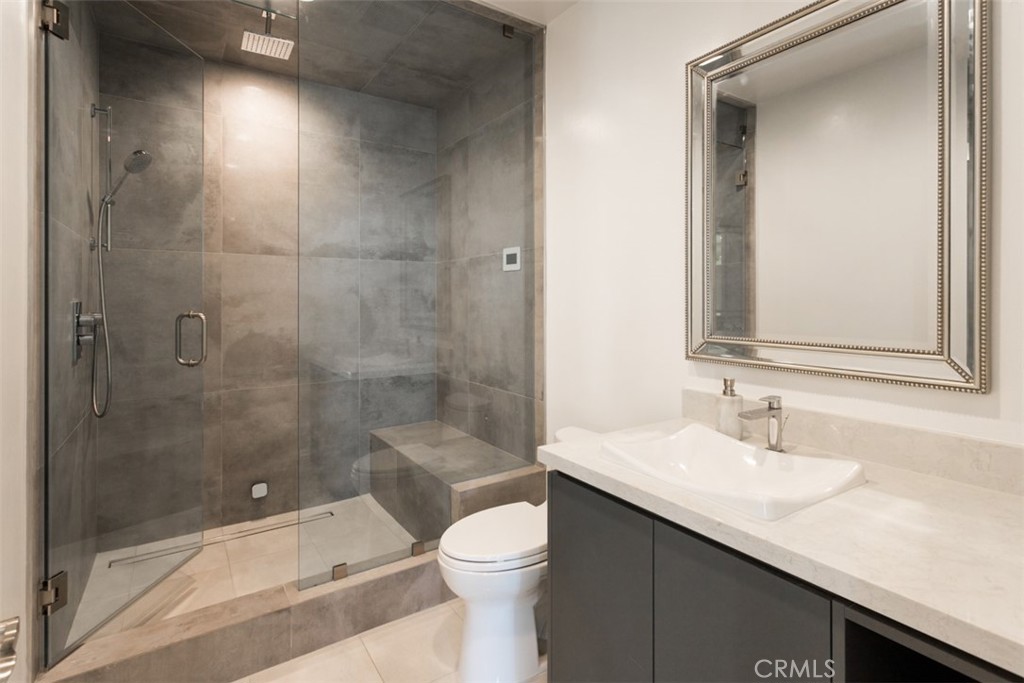 22 Pelican Crest Drive