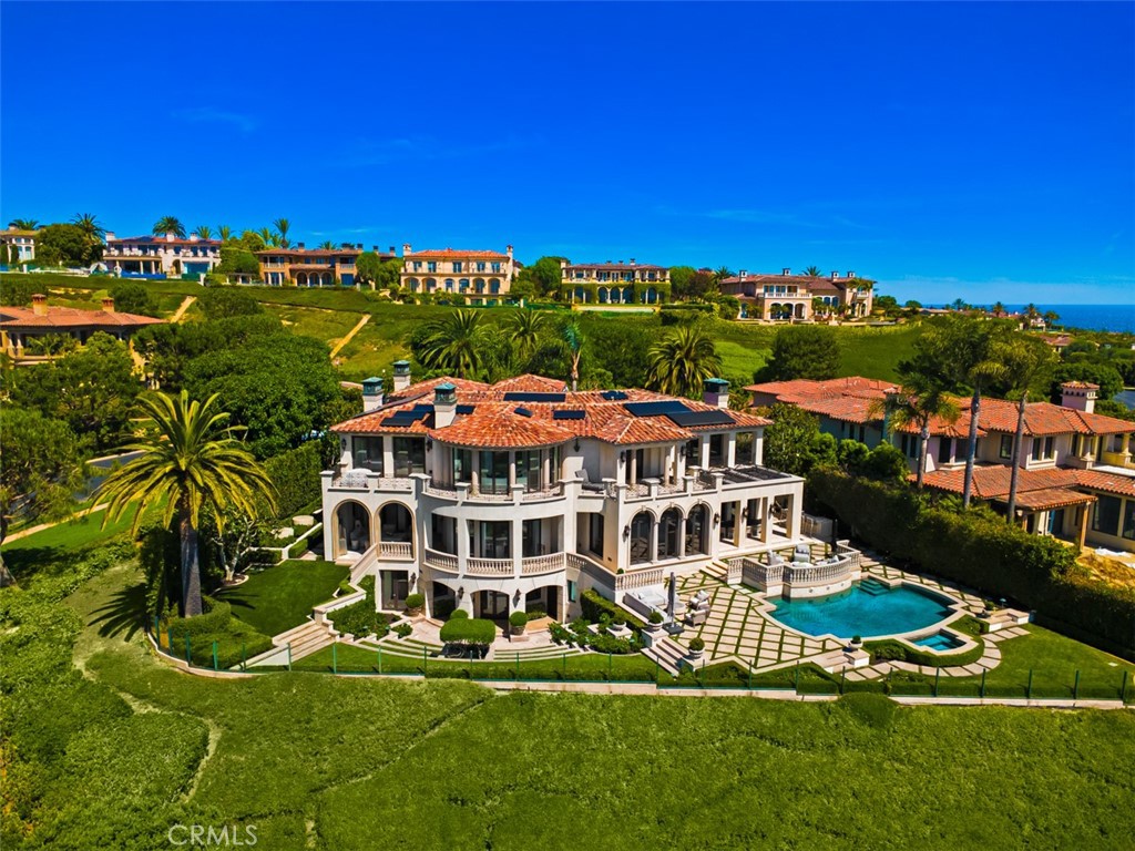22 Pelican Crest Drive