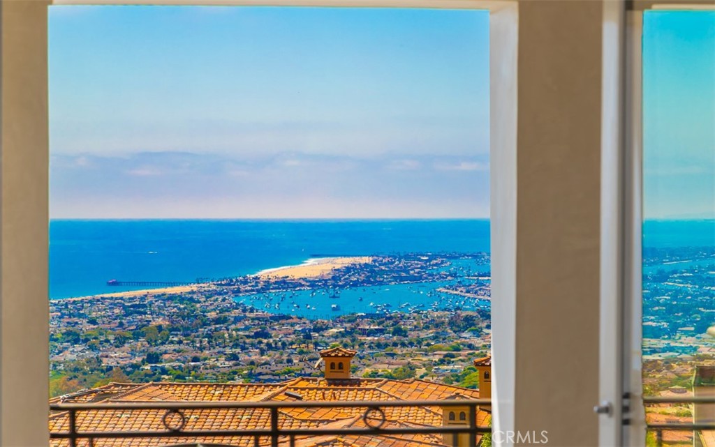 22 Pelican Crest Drive