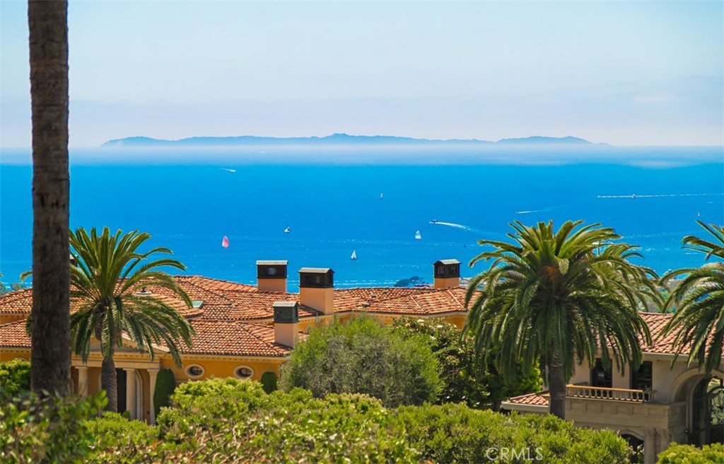 22 Pelican Crest Drive