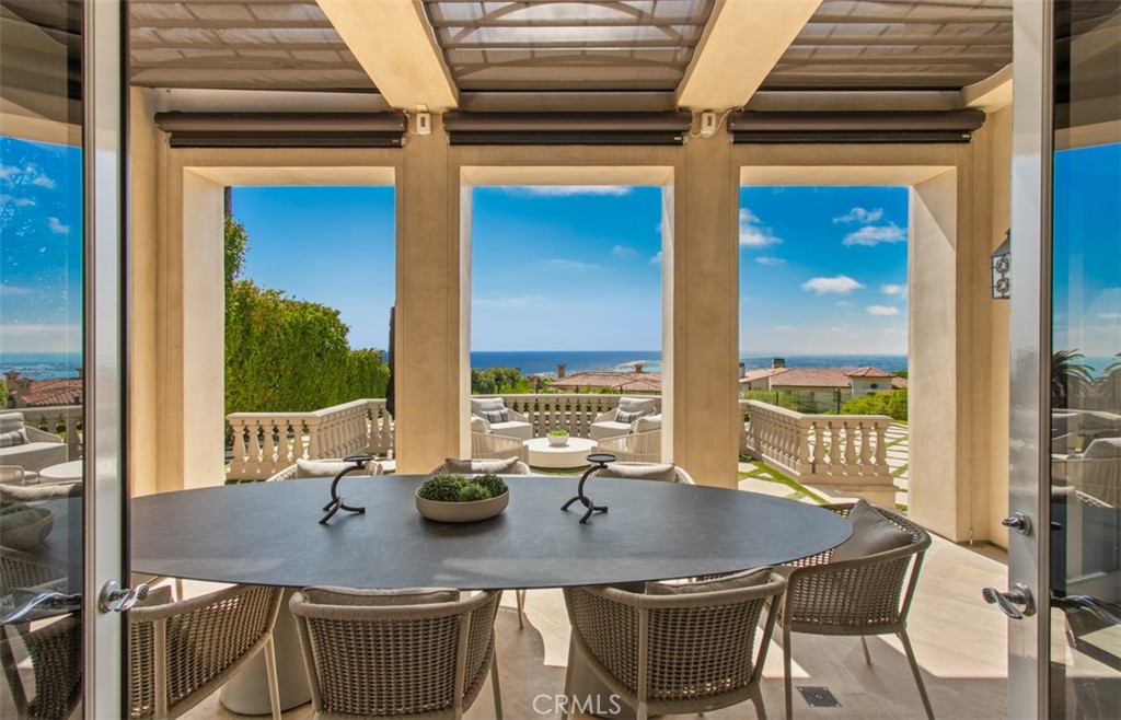 22 Pelican Crest Drive