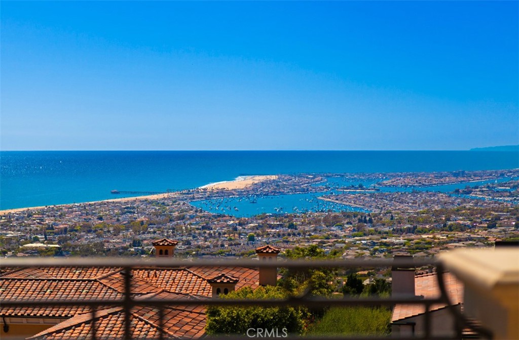 22 Pelican Crest Drive