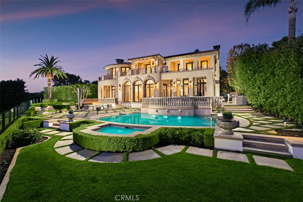 22 Pelican Crest Drive