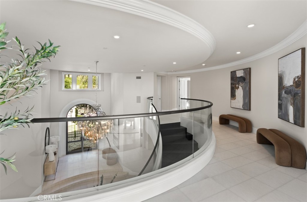 22 Pelican Crest Drive