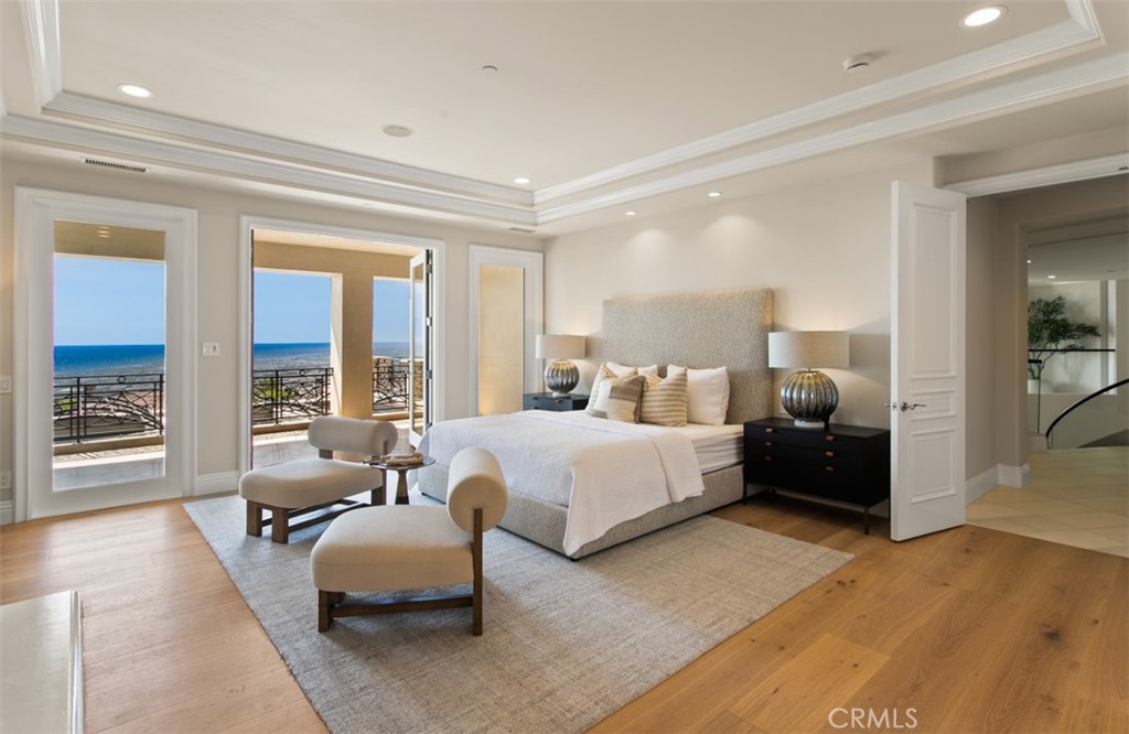 22 Pelican Crest Drive