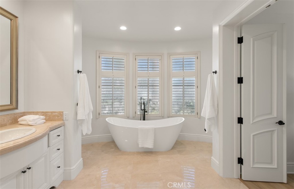 15 Cypress Point Lane
