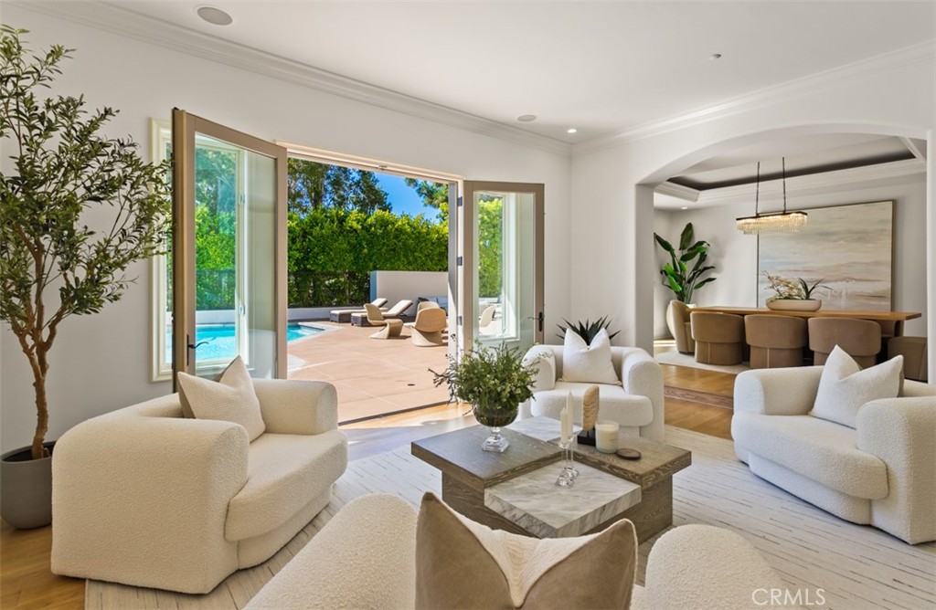 15 Cypress Point Lane