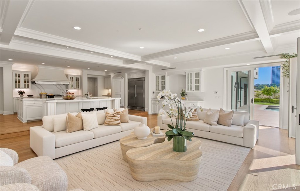 15 Cypress Point Lane