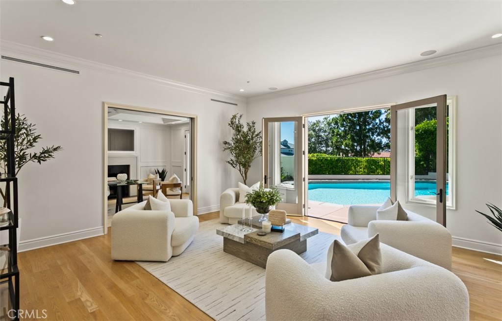 15 Cypress Point Lane
