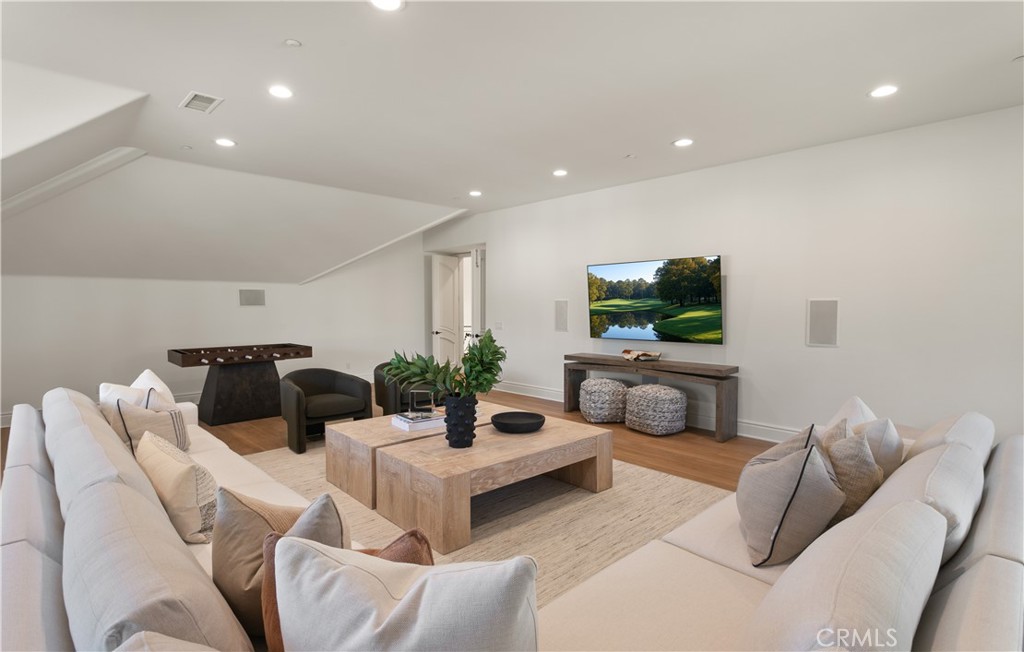 15 Cypress Point Lane
