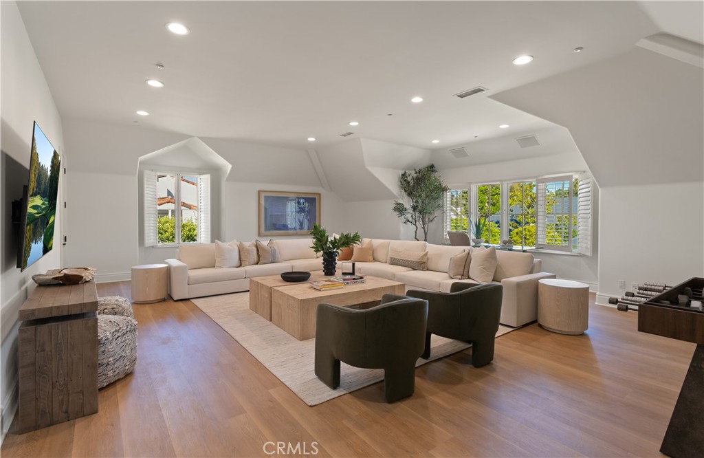 15 Cypress Point Lane
