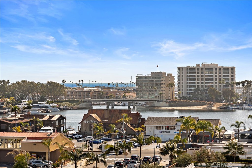2907 Cliff Drive