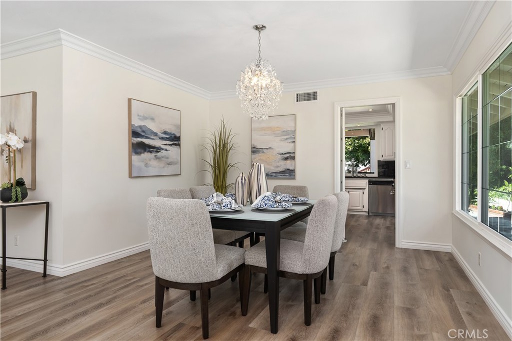 2120 E White Lantern Lane