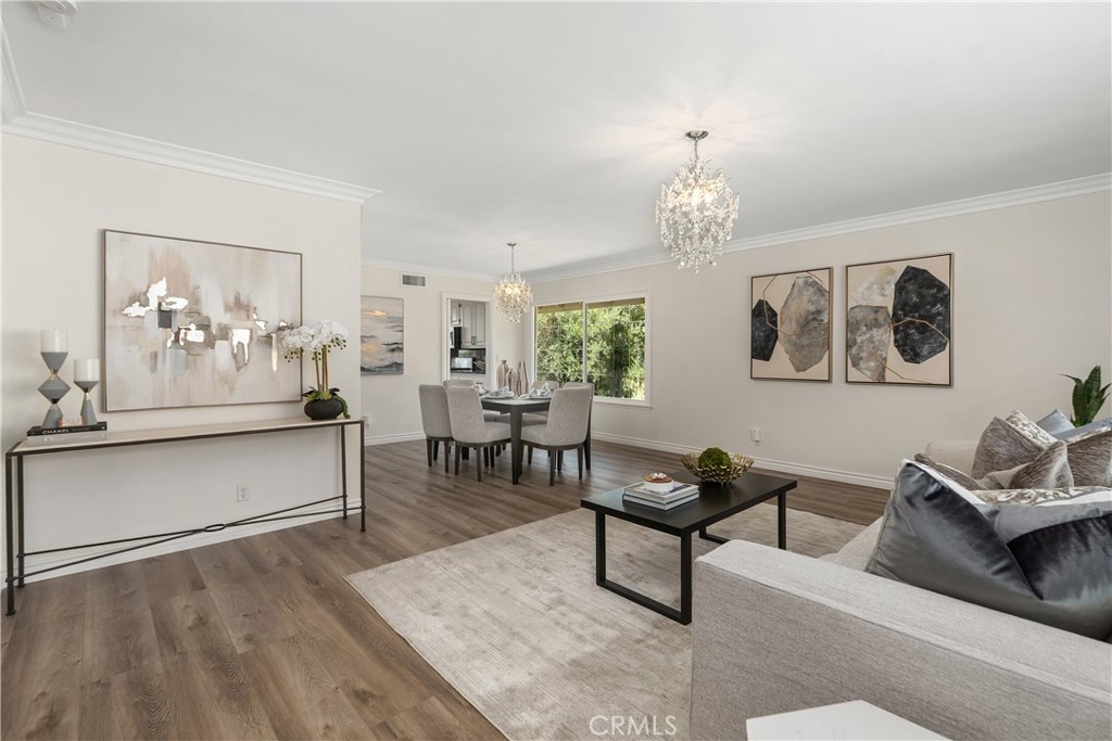 2120 E White Lantern Lane