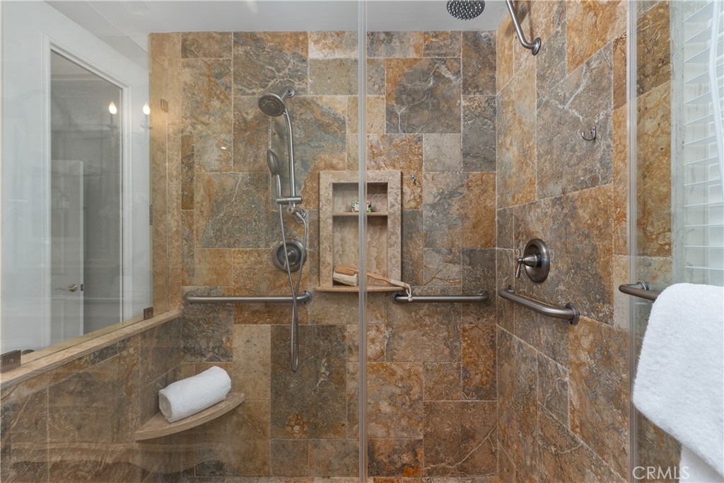 2120 E White Lantern Lane