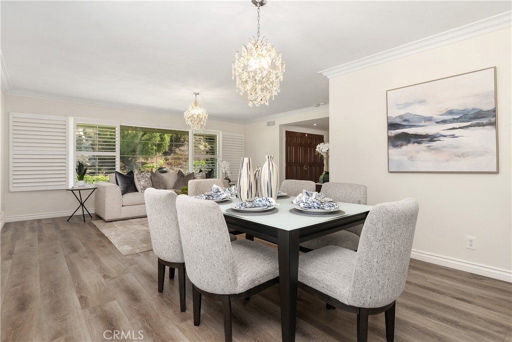 2120 E White Lantern Lane