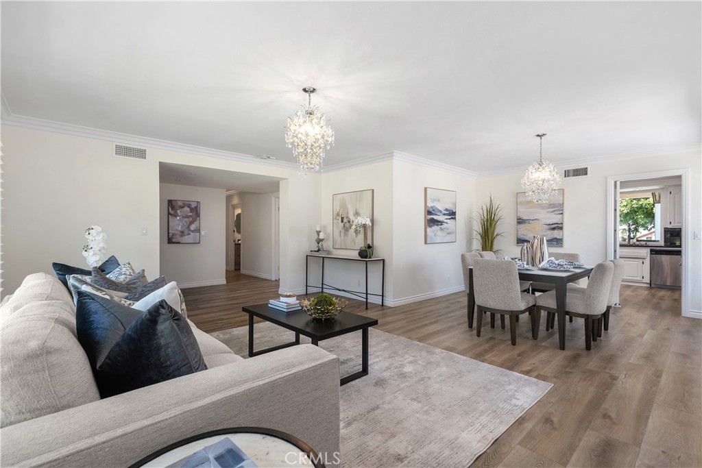 2120 E White Lantern Lane