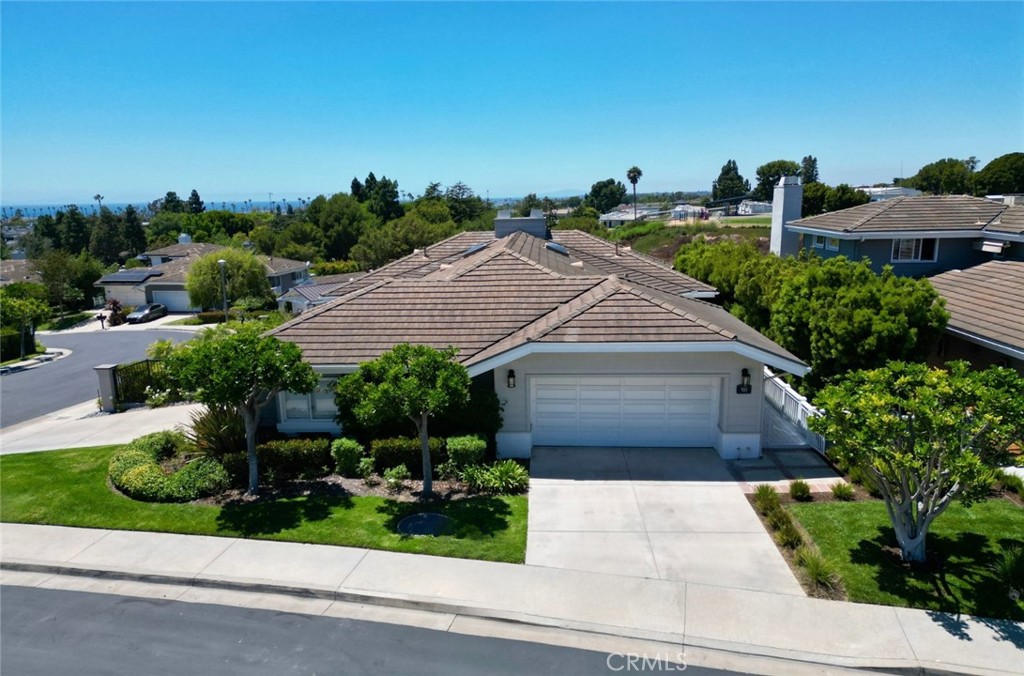 915 Gardenia Way