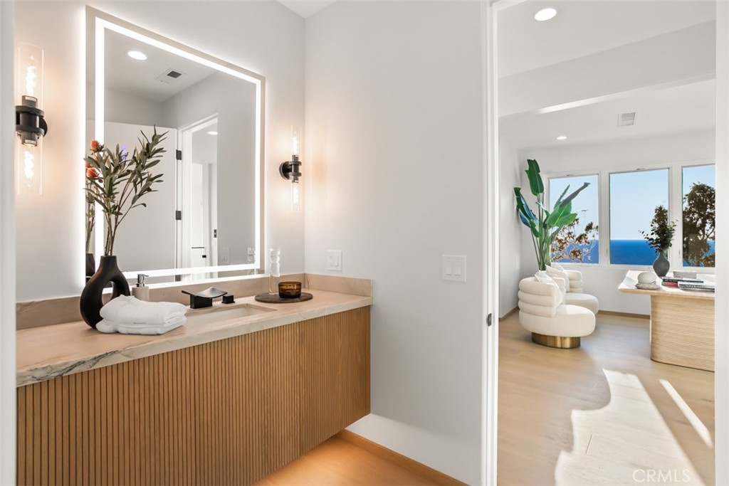 31 N Vista De Catalina