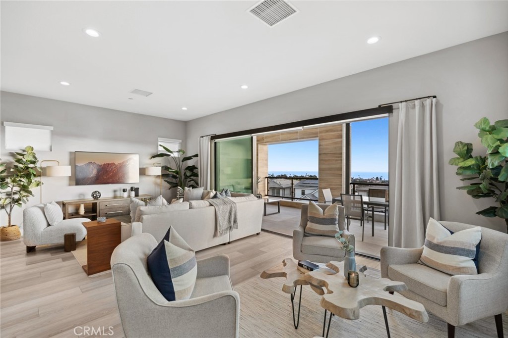 26304 Paseo Horizonte