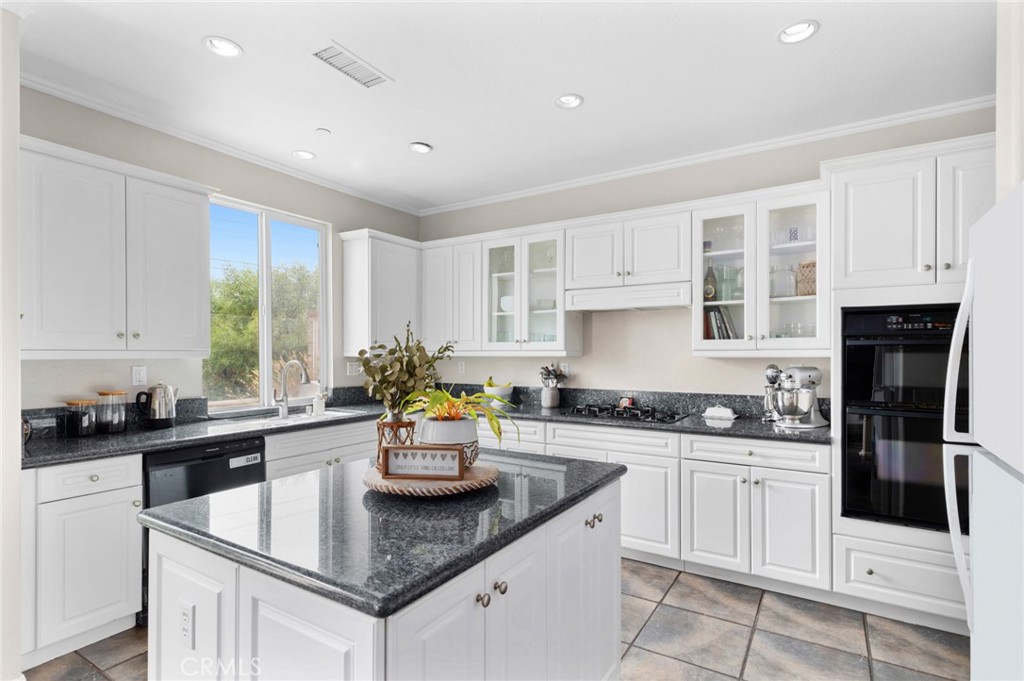 8028 E Loftwood Lane