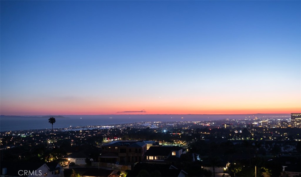 25 San Mateo Way