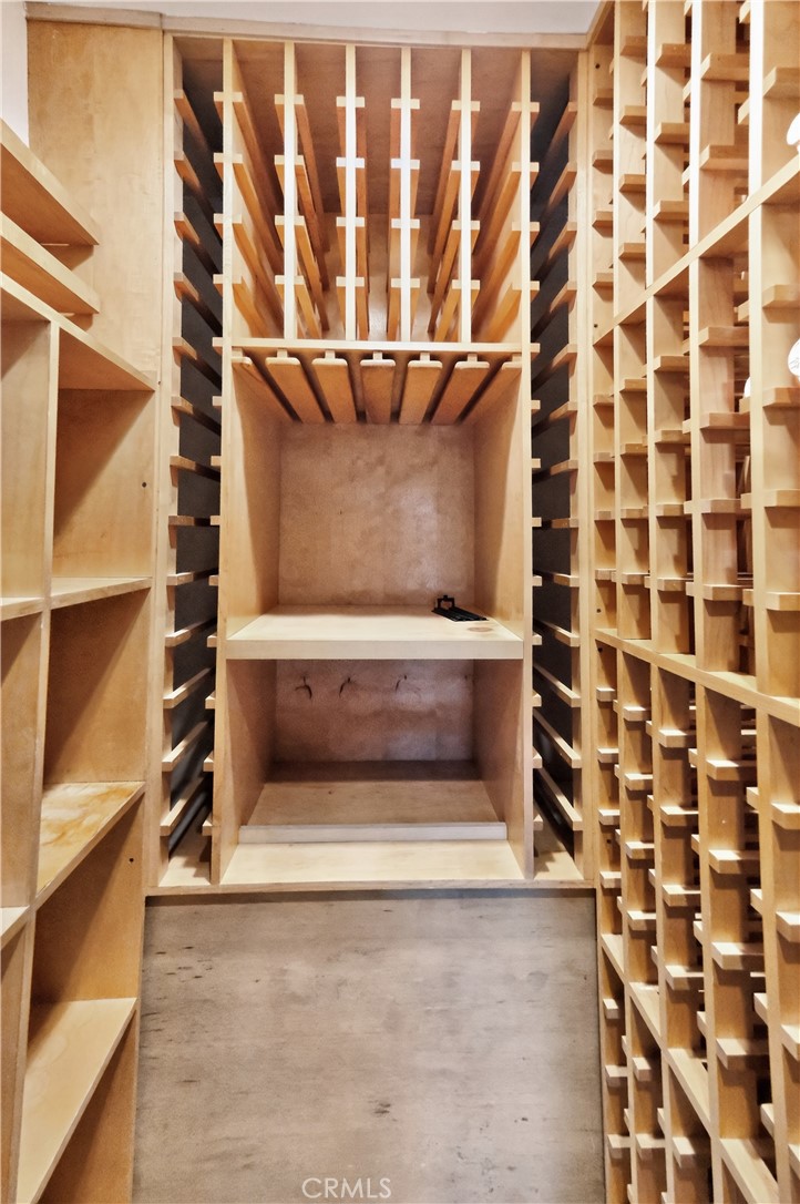 855 Santa Ana Street