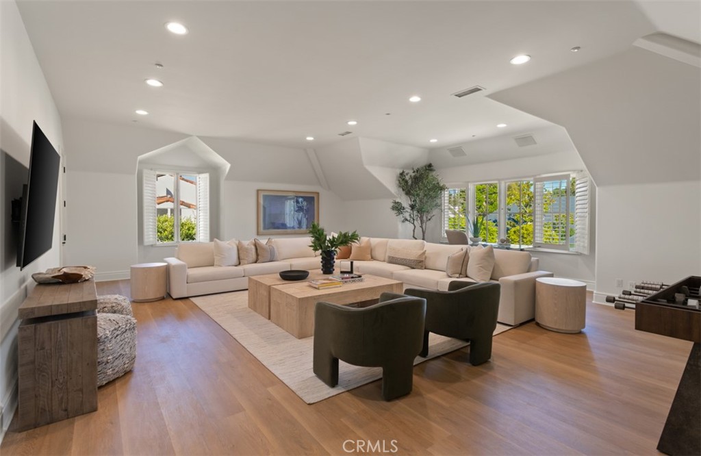 15 Cypress Point Lane