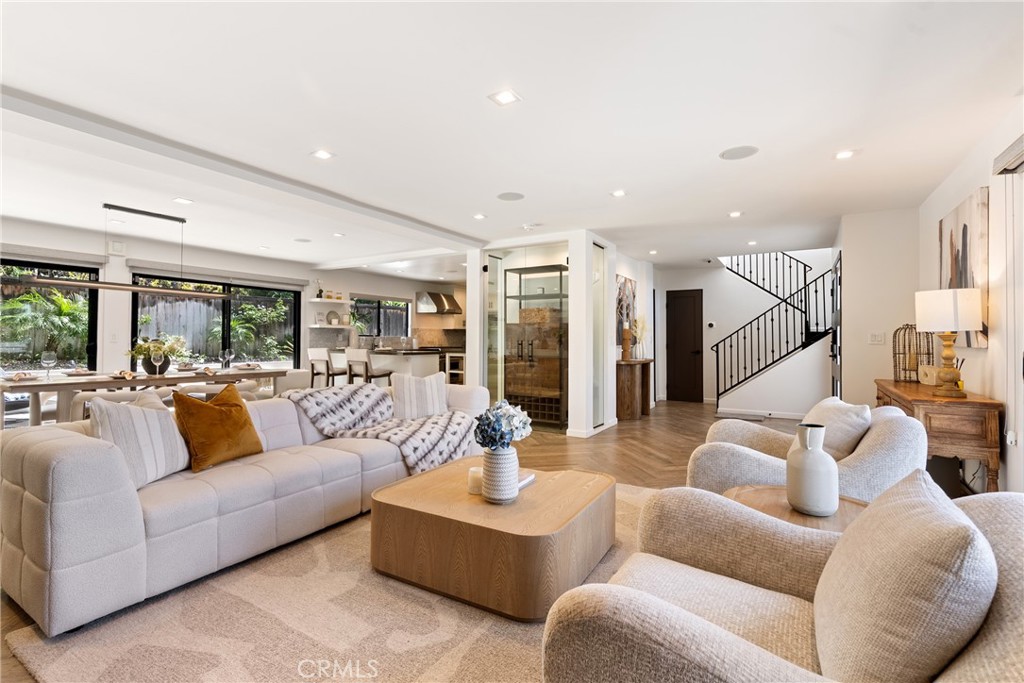 2870 Zell Drive
