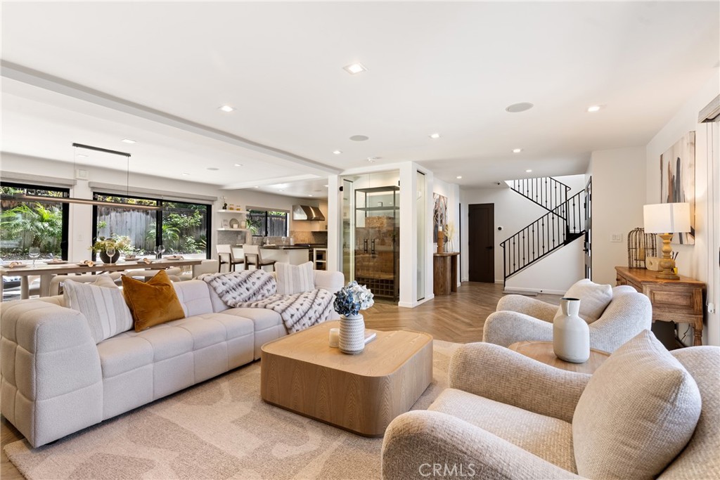 2870 Zell Drive