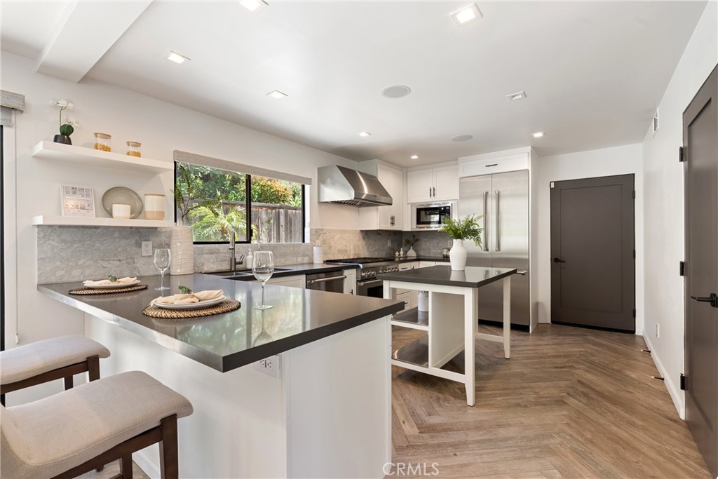 2870 Zell Drive