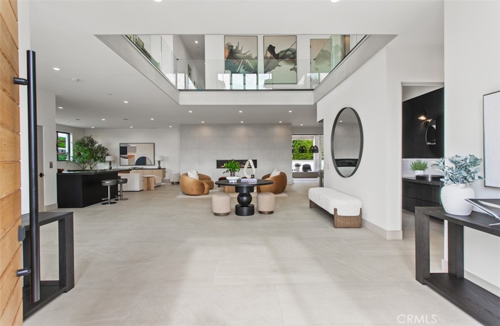1210 Kings Rd