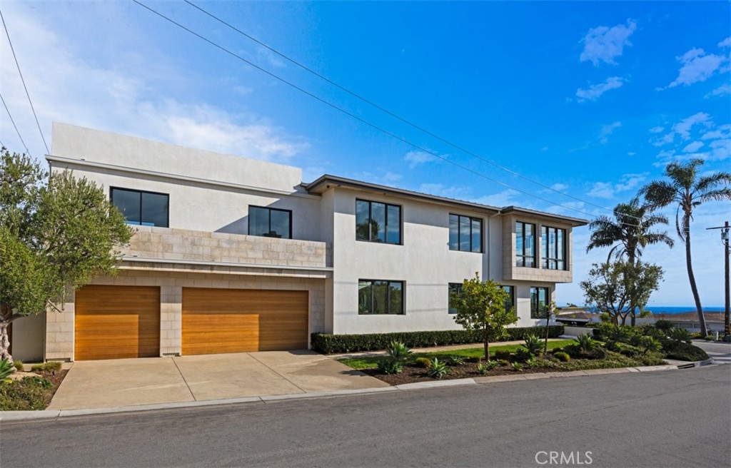 1210 Kings Rd