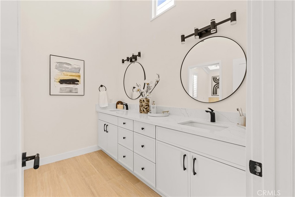 4317 Paseo De Las Tortugas