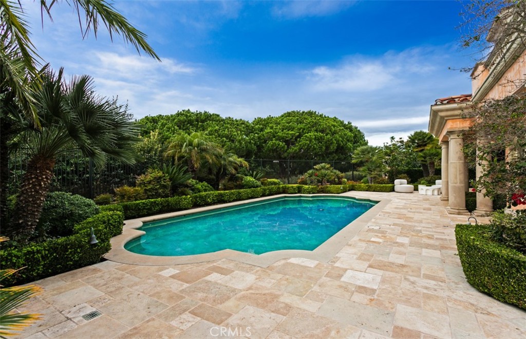 11 Shoreview