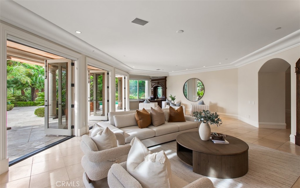 11 Shoreview