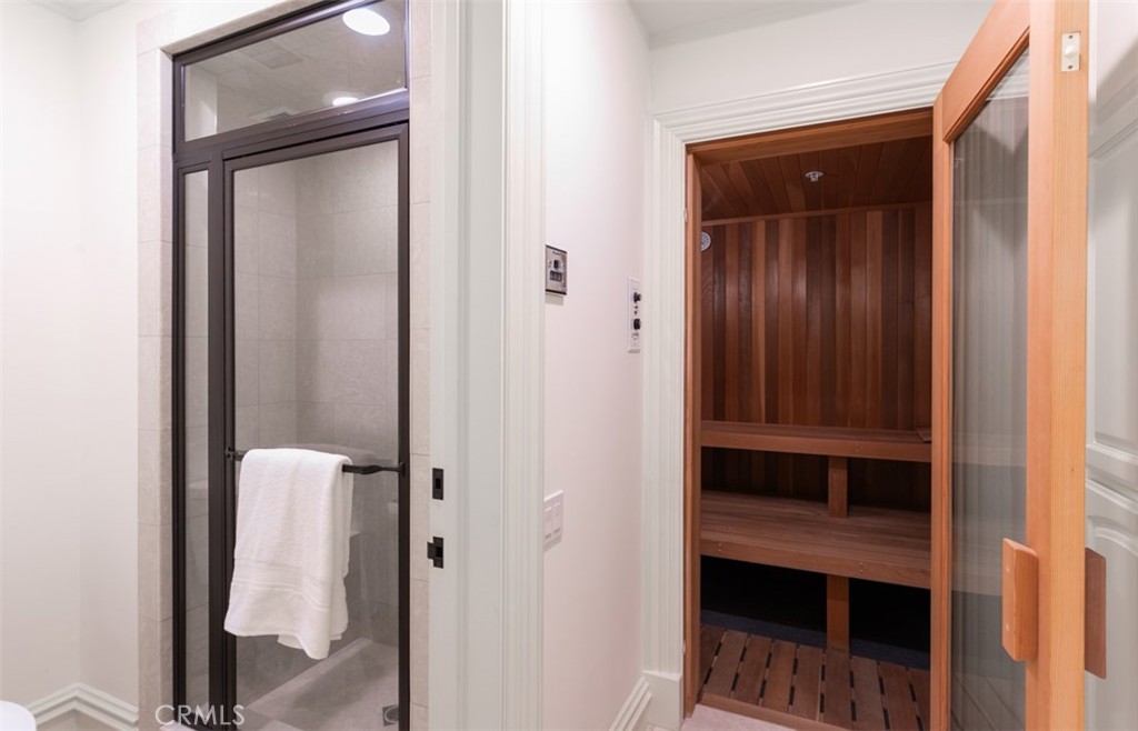 11 Shoreview