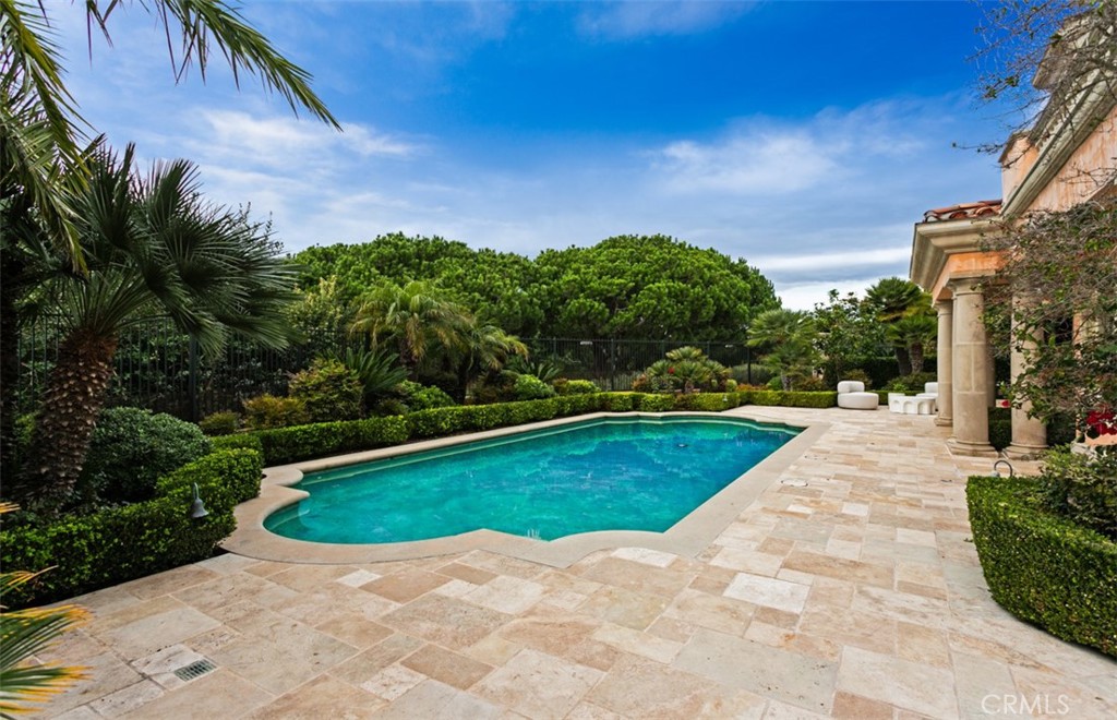 11 Shoreview