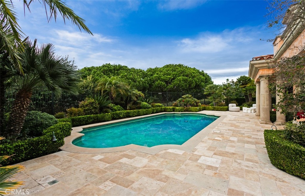 11 Shoreview