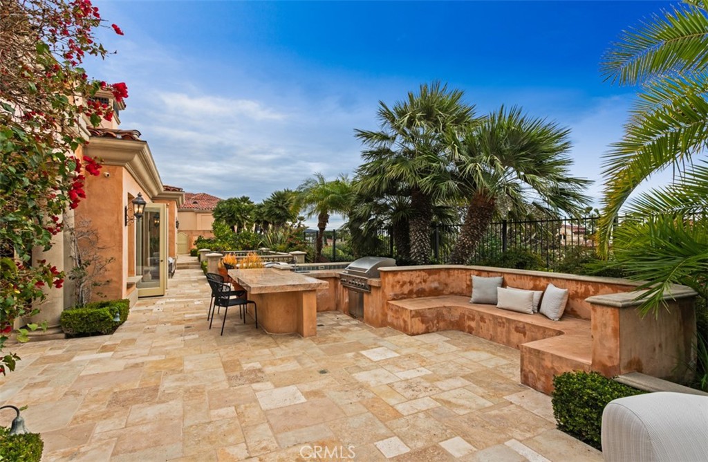 11 Shoreview