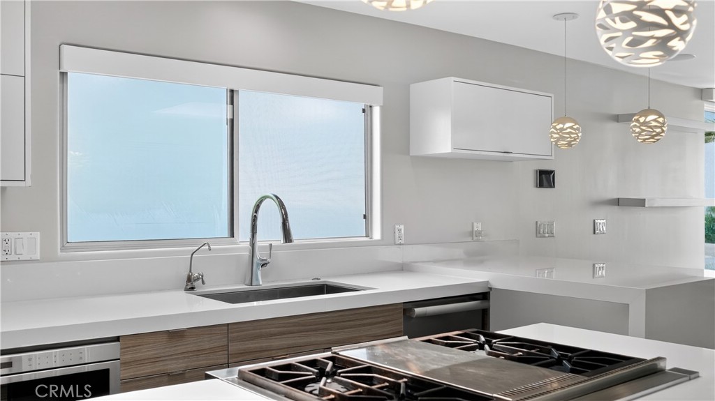 855 Santa Ana Street