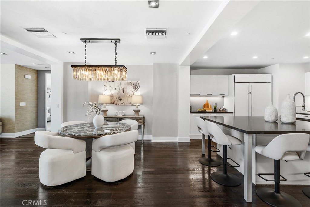 432 N Oakhurst Dr 503