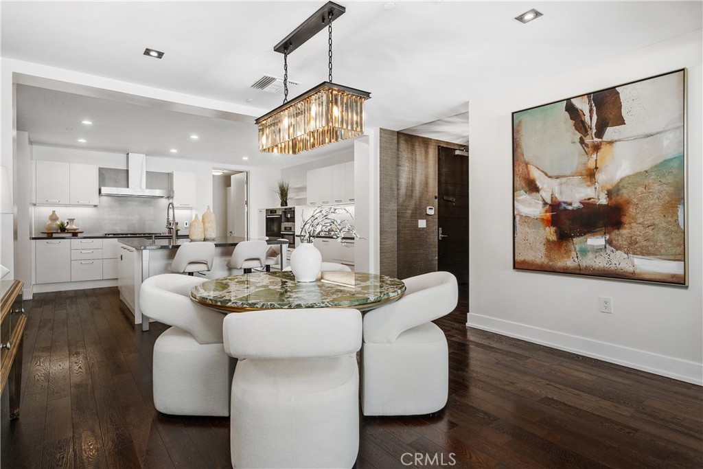 432 N Oakhurst Dr 503