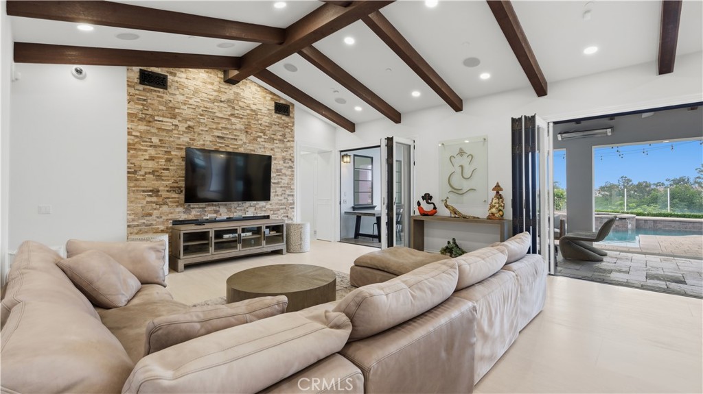 44 Drakes Bay Drive