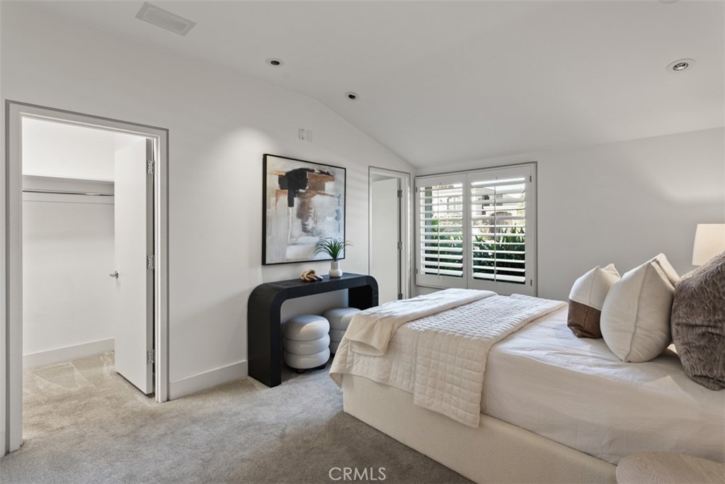 1535 Dolphin Terrace