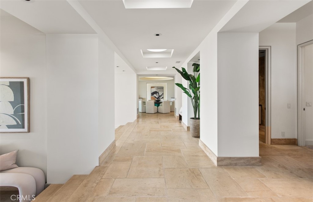 1535 Dolphin Terrace