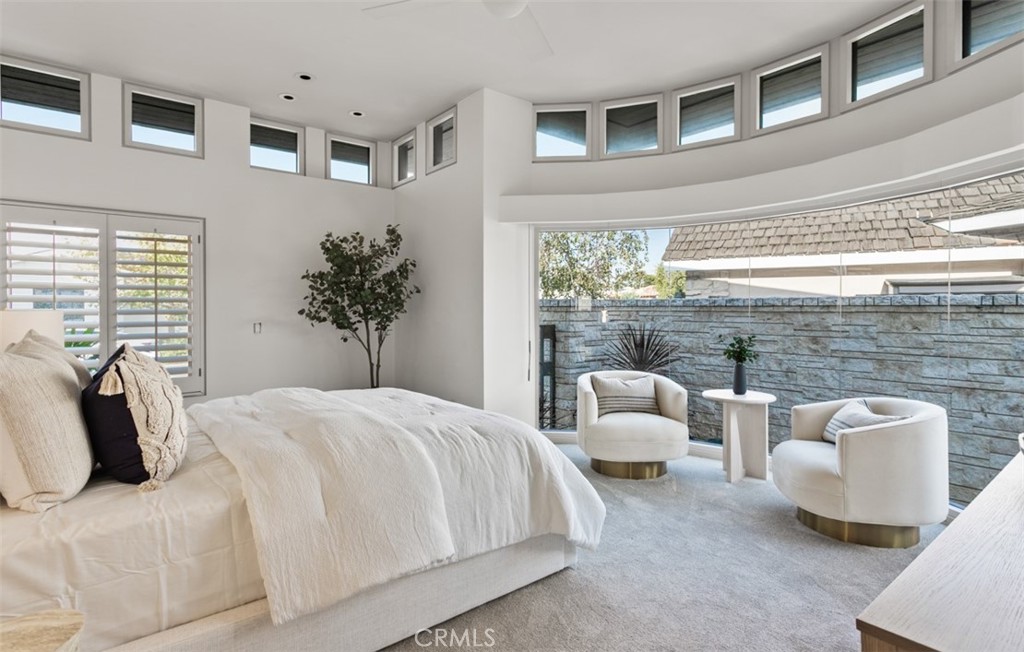 1535 Dolphin Terrace