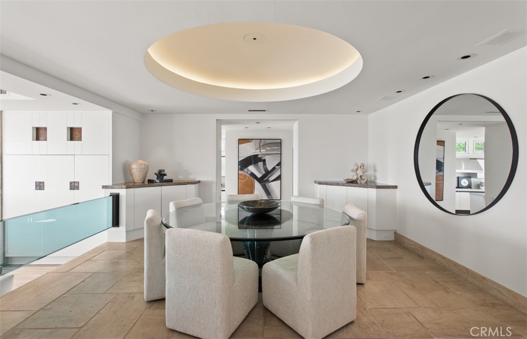 1535 Dolphin Terrace